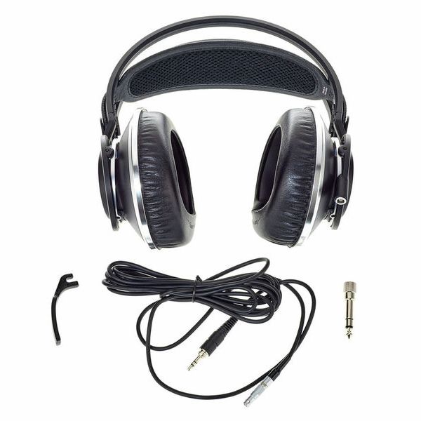 AKG K-872