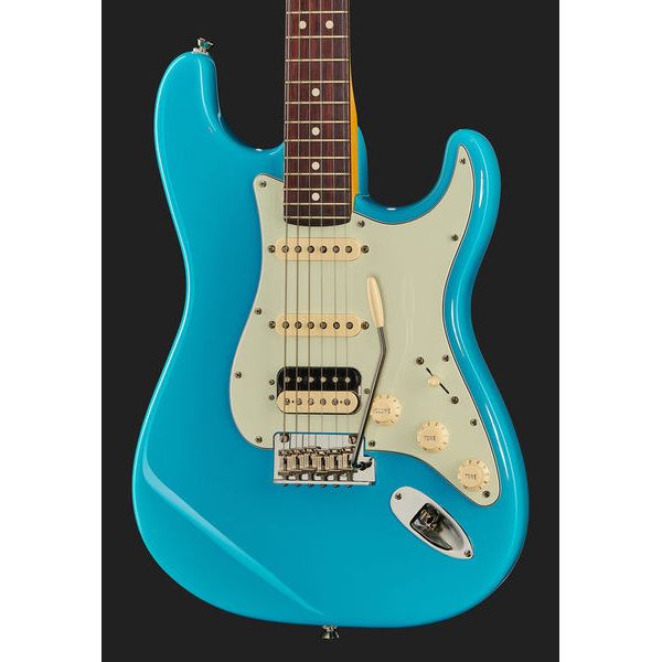 Fender AM Pro II Strat HSS MBL