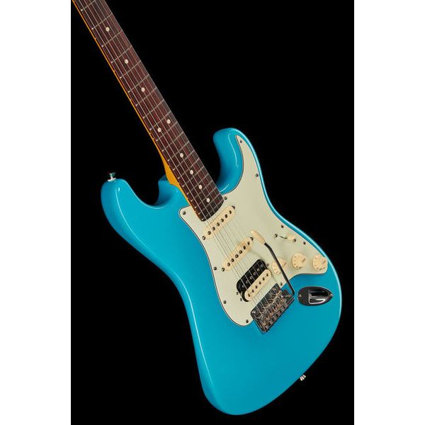 Fender AM Pro II Strat HSS MBL